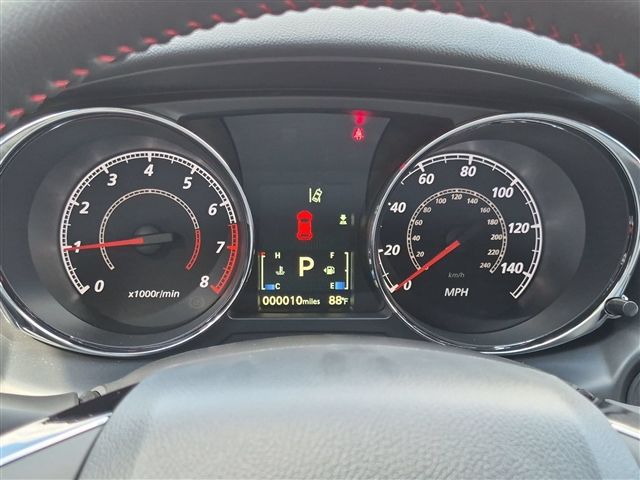 2027 Mitsubishi Outlander Sport LE:MI230580