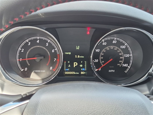 2027 Mitsubishi Outlander Sport LE:MI330610