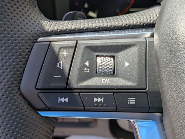 2025 Mitsubishi Outlander SE:MM39700