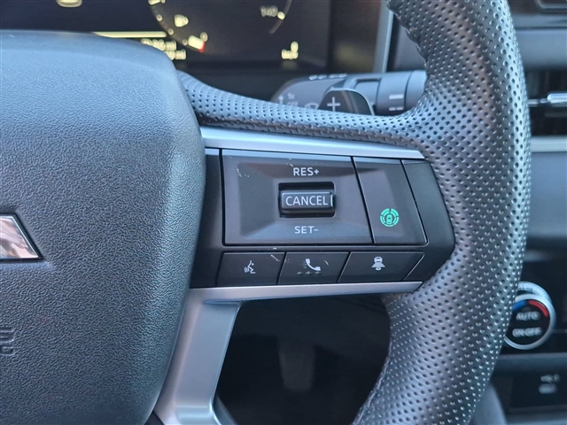 2025 Mitsubishi Outlander SE:02630UU