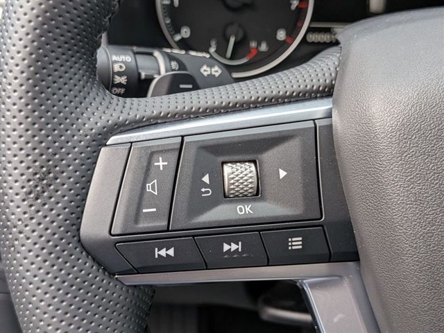 2026 Mitsubishi Outlander SE:MI30270