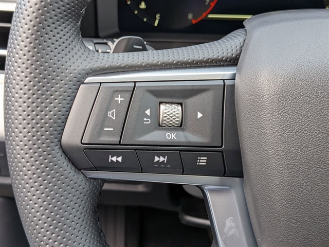 2026 Mitsubishi Outlander SE:MI30140