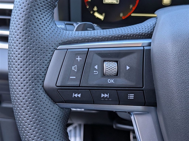 2026 Mitsubishi Outlander Black Edition:MI30100