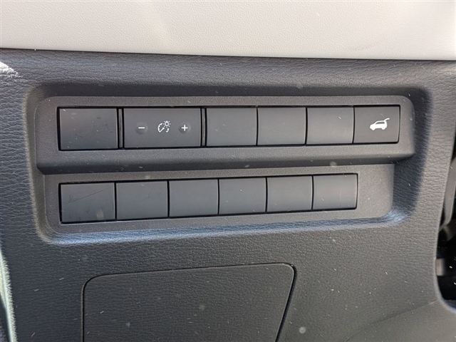 2022 Mitsubishi Outlander SEL Launch Edition:39772N