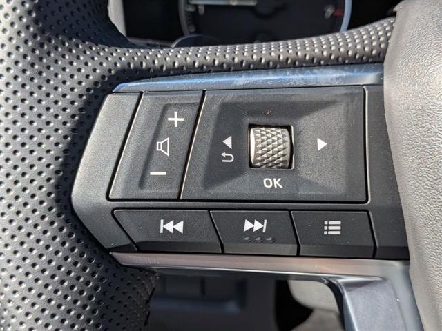 2025 Mitsubishi Outlander SE:MM139910