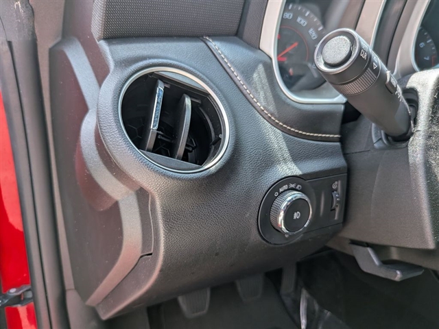 2015 Chevrolet Camaro LT:01700UU