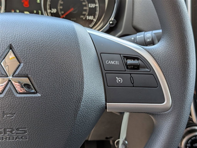 2026 Mitsubishi Outlander Sport SE:MI330350