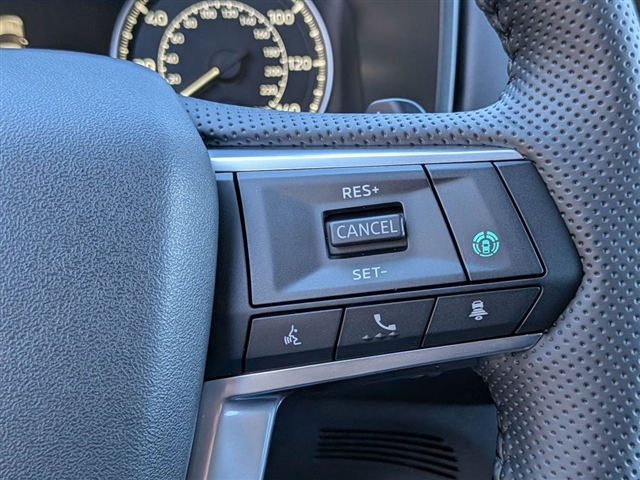 2025 Mitsubishi Outlander SE:MI30020