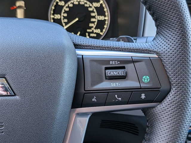 2026 Mitsubishi Outlander SE:MI30050