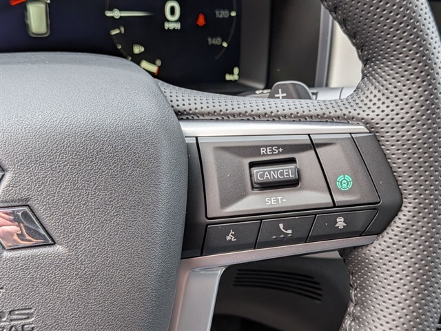 2026 Mitsubishi Outlander SE:MI30210