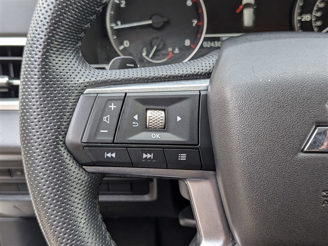 2022 Mitsubishi Outlander SEL Launch Edition:30253N