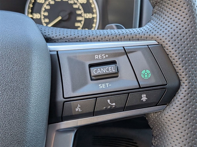 2025 Mitsubishi Outlander SE:MI30000