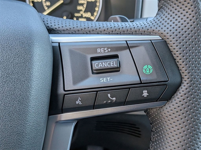 2025 Mitsubishi Outlander SE:MI30010