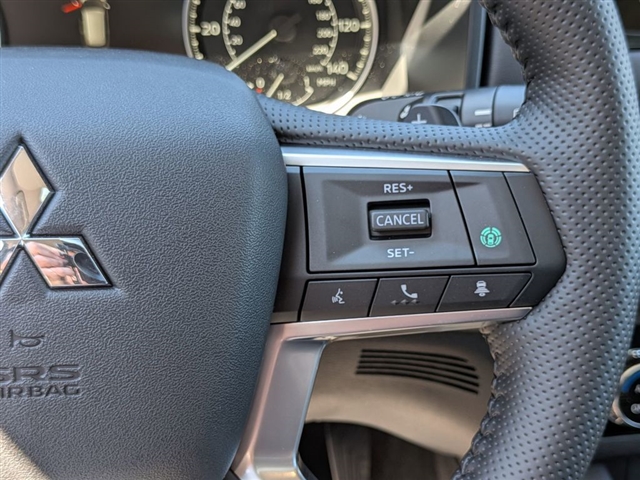 2026 Mitsubishi Outlander SE:MI130320