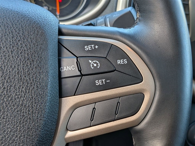 2017 Jeep Cherokee Limited:01780UU