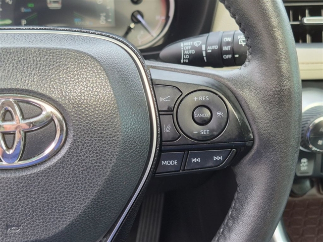 2020 Toyota RAV4 Limited:02570UU