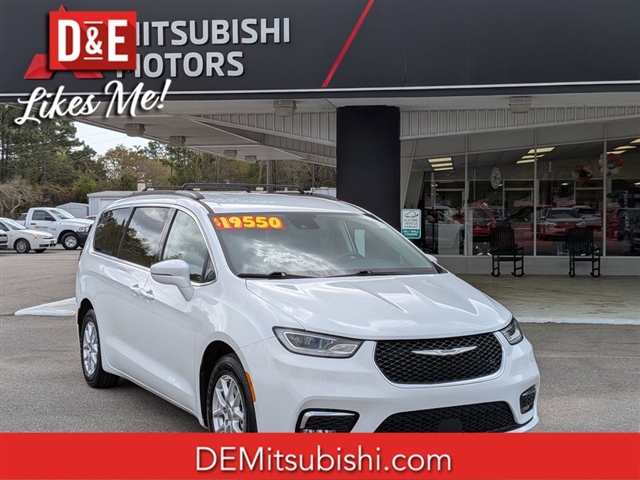 2022 Chrysler Pacifica Touring L  02150UU