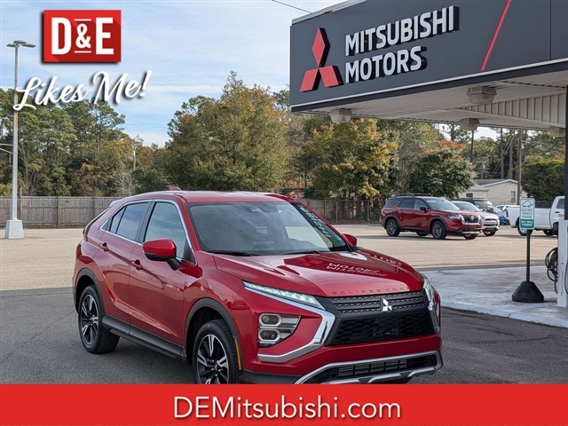 2024 Mitsubishi Eclipse Cross SE's photo