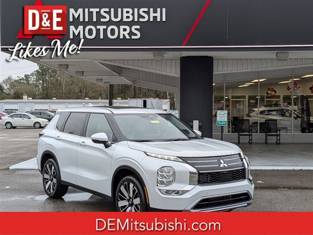 2026 Mitsubishi Outlander SE  MI30130