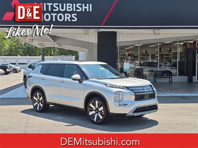 2026 Mitsubishi Outlander SE  MI30530