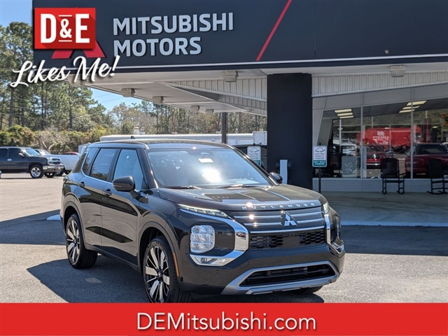 2026 Mitsubishi Outlander SE  MI30300
