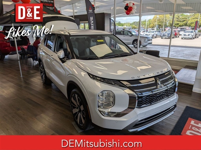 2026 Mitsubishi Outlander SE  MI30390