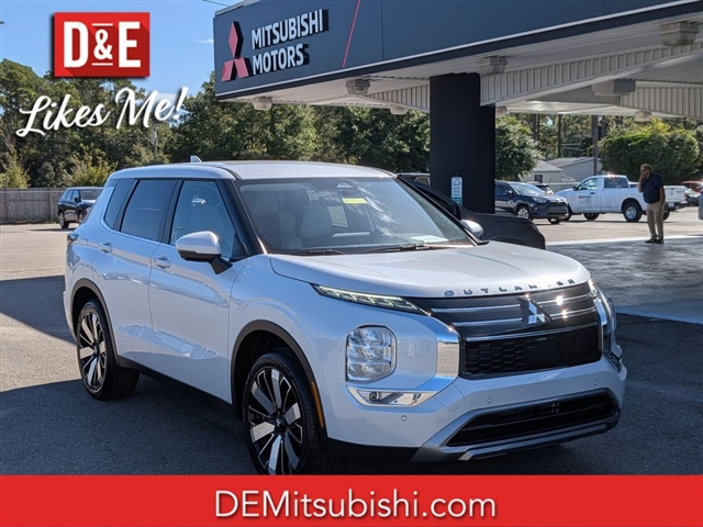 Photo of 2025 Mitsubishi Outlander SE in Wilmington, NC 2025 Mitsubishi Outlander SE  MM39900