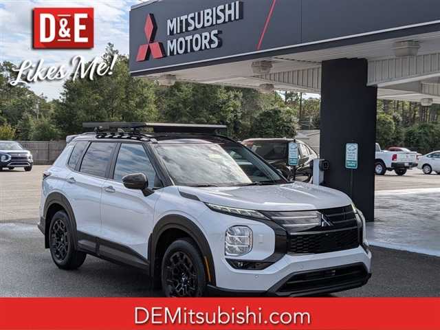 Photo of 2025 Mitsubishi Outlander Trail Edition in Wilmington, NC 2025 Mitsubishi Outlander Trail Edition  MM39980