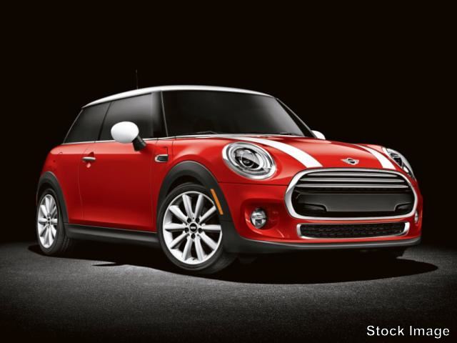 Photo of 2014 MINI Hardtop Cooper (M6) in Wilmington, NC 2014 MINI Hardtop Cooper (M6)  01840UU