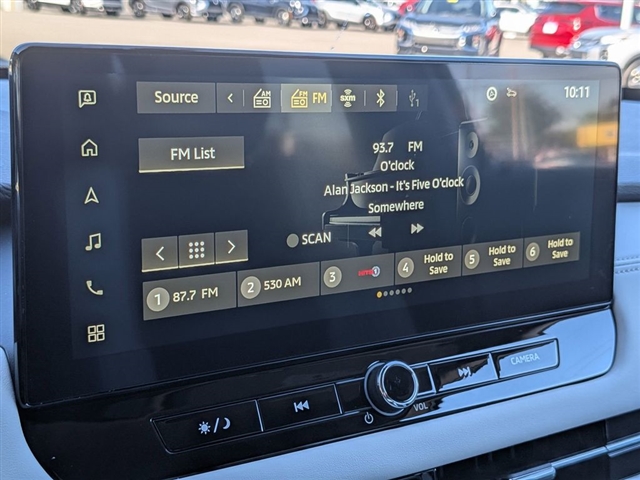 2025 Mitsubishi Outlander SE:MI30010