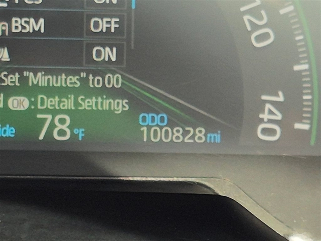 2020 Toyota RAV4 Limited:02570UU