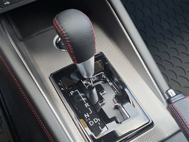 2027 Mitsubishi Outlander Sport LE:MI330610