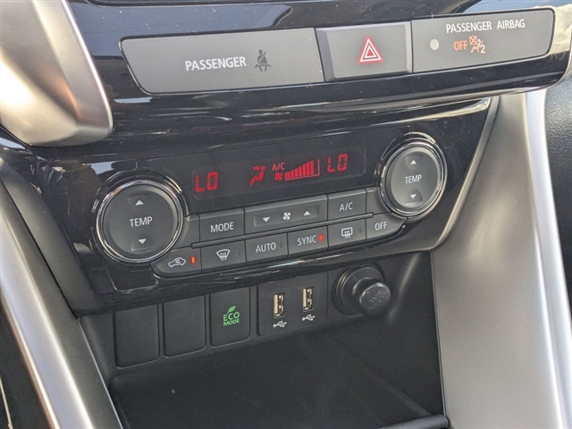 2025 Mitsubishi Eclipse Cross SEL:M241550