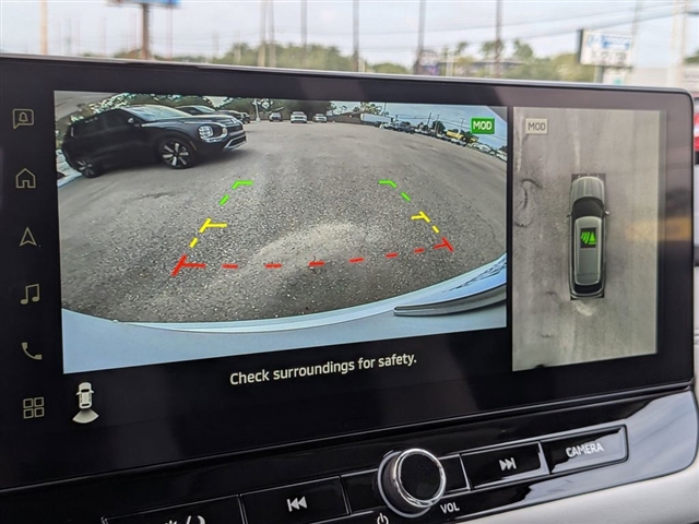 2025 Mitsubishi Outlander SE:MM39820