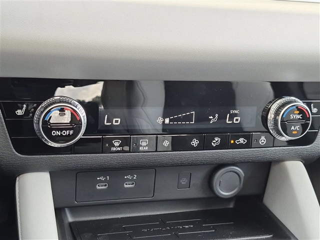 2026 Mitsubishi Outlander SE:MI30620
