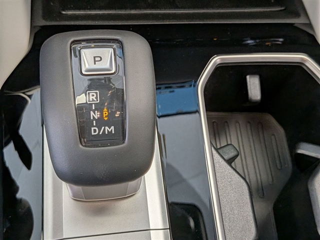 2026 Mitsubishi Outlander SE:MI30390