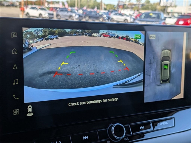 2025 Mitsubishi Outlander SE:MI30010