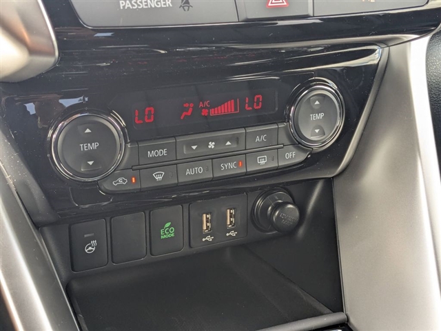 2025 Mitsubishi Eclipse Cross SEL:M241560