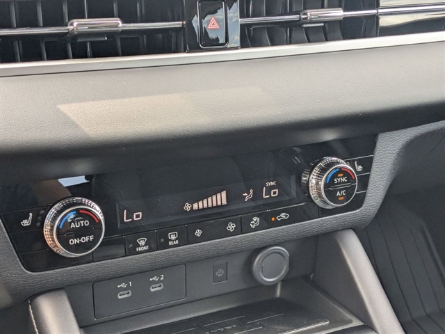 2025 Mitsubishi Outlander SE:MM39590