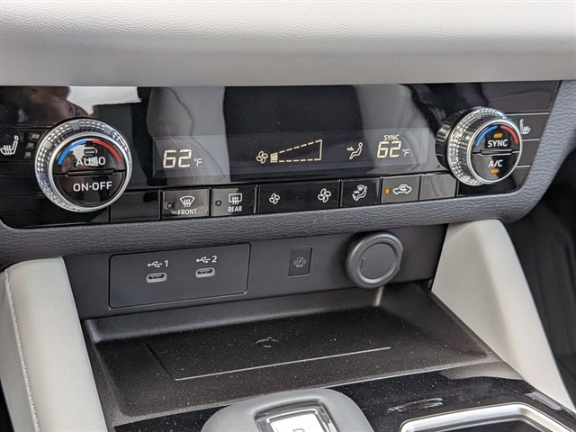 2025 Mitsubishi Outlander SE:MM39840