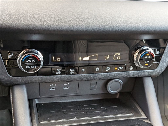 2026 Mitsubishi Outlander SE:MI30450
