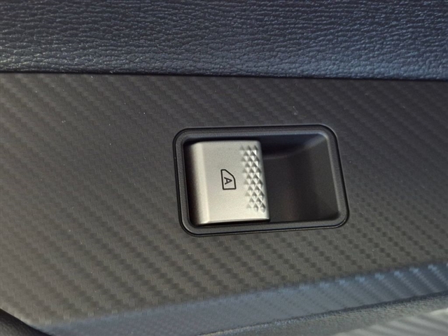 2026 Mitsubishi Outlander SE:MI30500