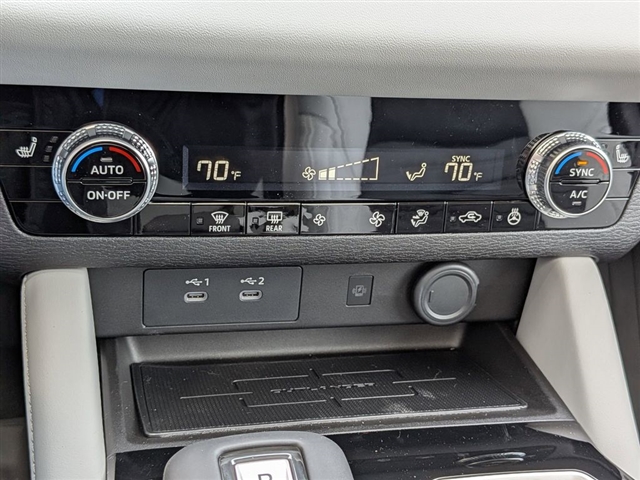 2026 Mitsubishi Outlander SE:MI30140