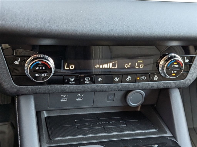 2026 Mitsubishi Outlander SE:MI30420