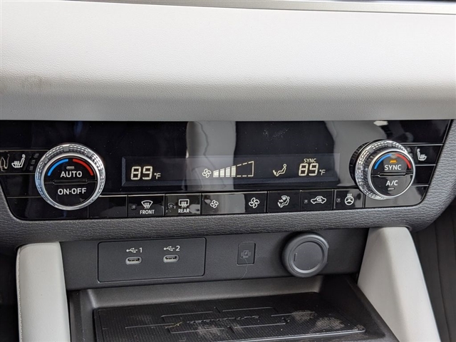 2026 Mitsubishi Outlander SE:MI30150