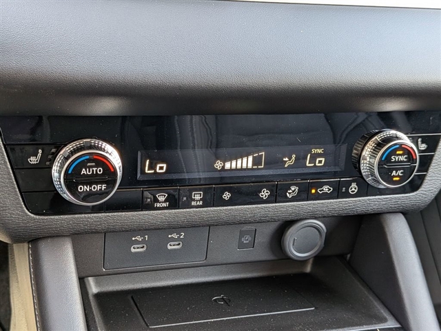 2026 Mitsubishi Outlander SE:MI30330