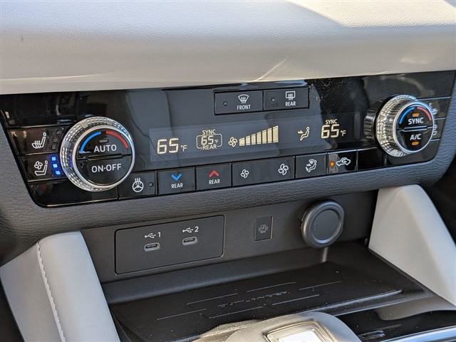 2025 Mitsubishi Outlander SEL:MM39860