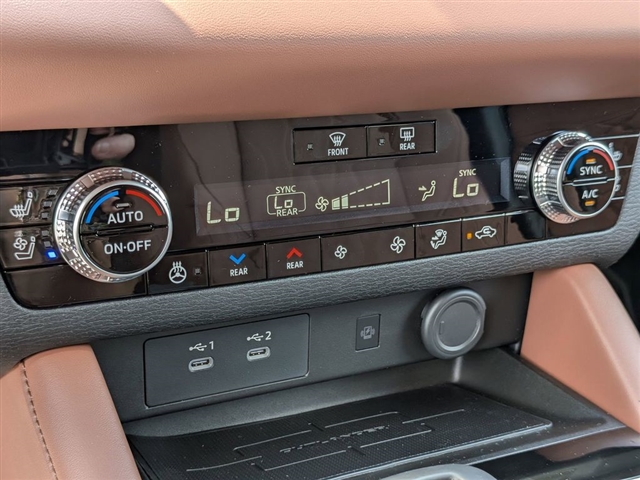 2025 Mitsubishi Outlander SEL:MM39610