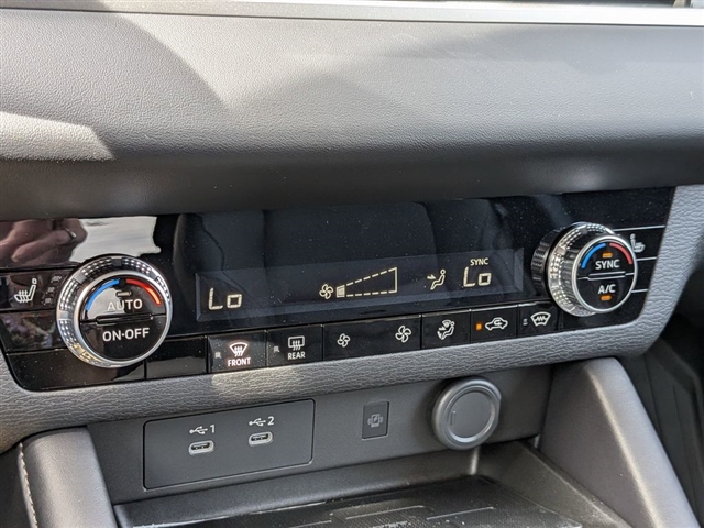 2025 Mitsubishi Outlander Trail Edition:MM139780