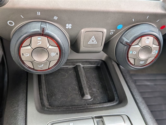 2015 Chevrolet Camaro LT:01700UU